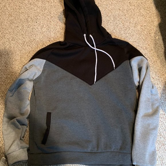MENS  GRAY & BLACK PULLOVER HOODIE SIZE 2X  #345 - Picture 1 of 1